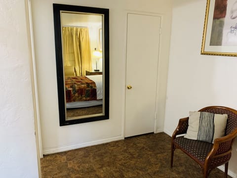 Standard Room | Free WiFi