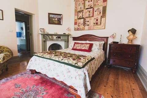 Lady Jane Room | Individually furnished, iron/ironing board, free WiFi, bed sheets