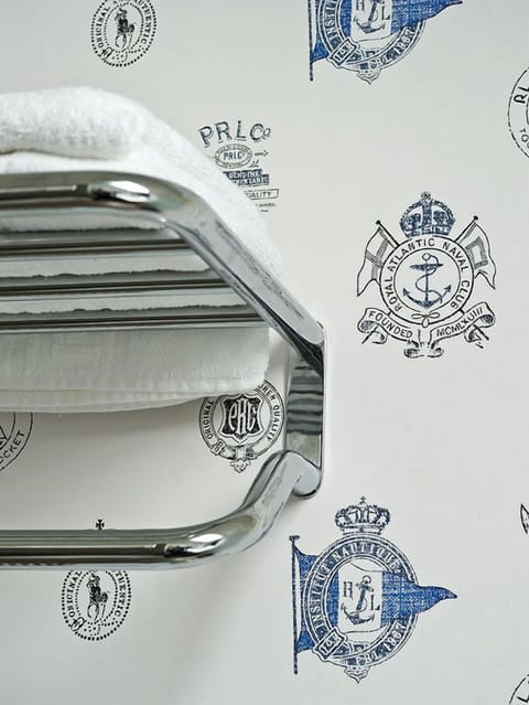 Fisherman's cottage | Bathroom | Eco-friendly toiletries, hair dryer, towels, soap