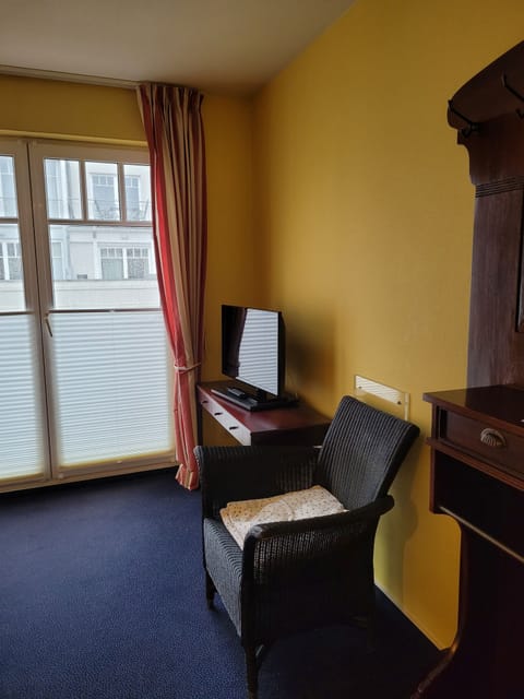 Apartment, 1 Bedroom, Balcony | Individually decorated, individually furnished, desk, free WiFi