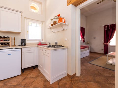 Cabinetry, Window, Countertop, Wood, Drawer, Kitchen Appliance, Interior Design, Floor, Kitchen, Flooring