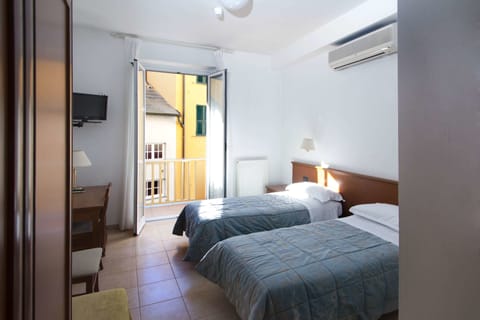 Superior Room | In-room safe, free WiFi, bed sheets