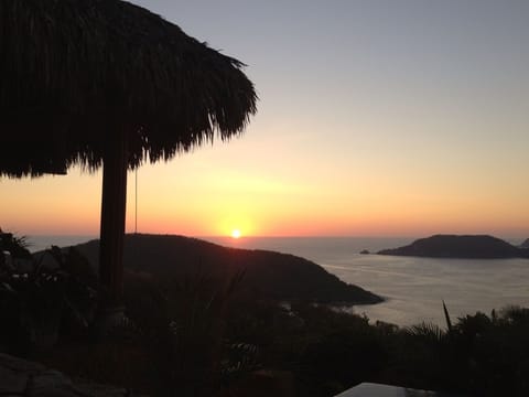 Sunset at the fabulous Amuleto Restaurant