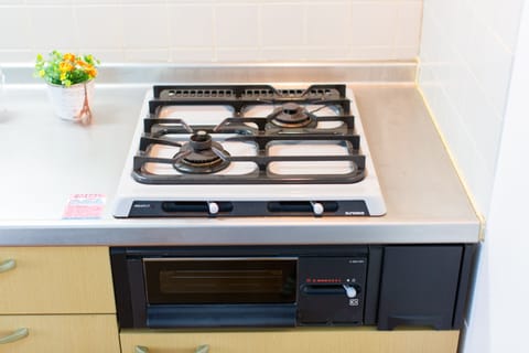 Apartment near Shibuya Station 04 | Private kitchen | Microwave, cookware/dishes/utensils, freezer