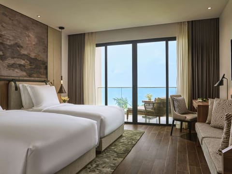 Superior Twin Room, 2 Twin Beds, Balcony, Sea View | Premium bedding, down comforters, minibar, in-room safe