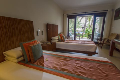 Double or Twin Room, Pool View | Minibar, in-room safe, desk, blackout drapes