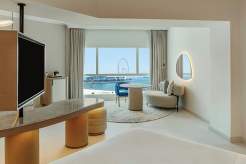 Executive Suite, 1 Double Bed, Sea View | Minibar, in-room safe, desk, laptop workspace