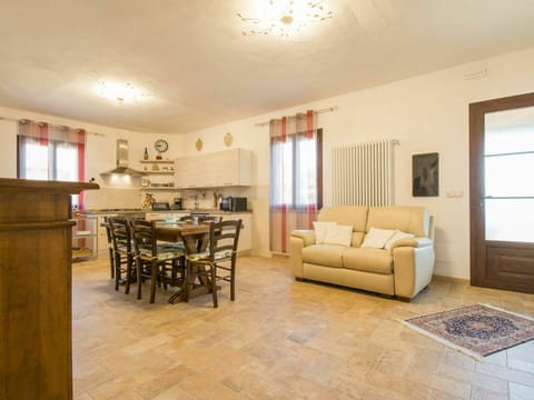 Table, Couch, Furniture, Window, Building, Wood, Chair, Flooring, Decoration, Interior Design