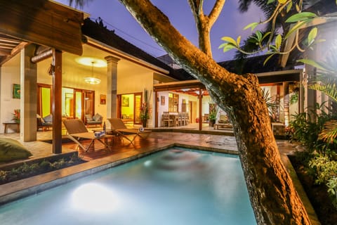 Front of property - evening/night