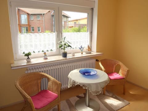 Furniture, Property, Window, Table, Houseplant, Tap, Sink, Wood, Plant, Interior Design