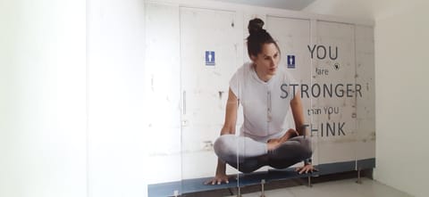 Standard Shared Dormitory, Women only, Pool View | Bathroom shower