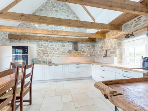 Property, Wood, Lighting, Interior Design, Architecture, Cabinetry, Beam, Wood Stain, Flooring, Floor