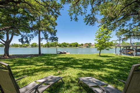 Huge lushious green yard!