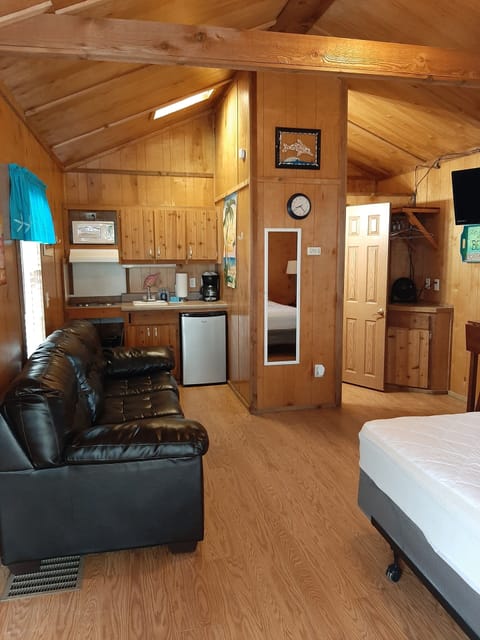Junior Cabin, 1 Bedroom | Individually furnished, free WiFi