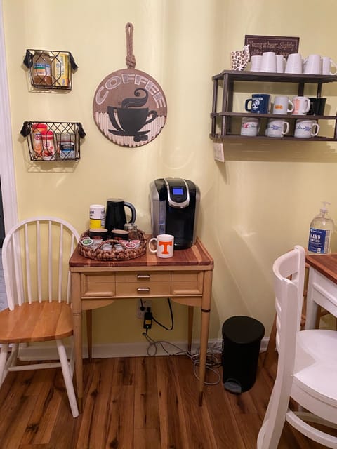 Front of coffee bar ☕️
Regular coffee maker available too!
