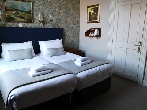 Standard Twin Room, Ensuite