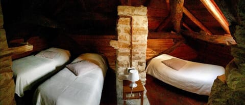 Family Room | Free WiFi, bed sheets