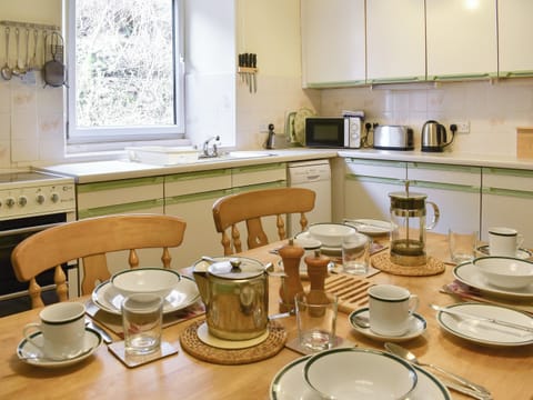 Well equipped kitchen/ dining area | Thurston View, Coniston
