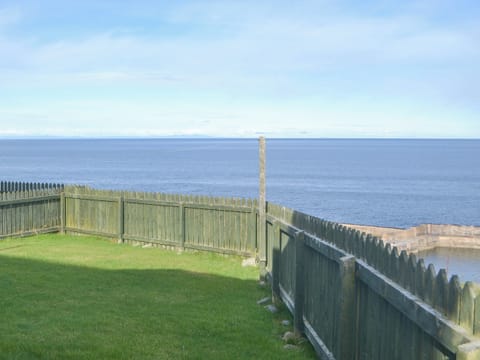 Far-reaching views from the garden | White Gables - Scott Holiday Cottages, Portknockie