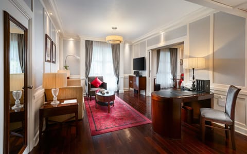 Club Suite, 1 King Bed, Club Lounge Access (Opera Wing, Prestige) | Living room | Fireplace