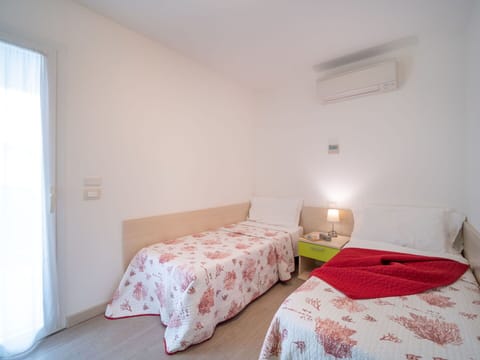 Comfort, Azure, Wood, Window, Shade, Interior Design, Flooring, Floor, Paint