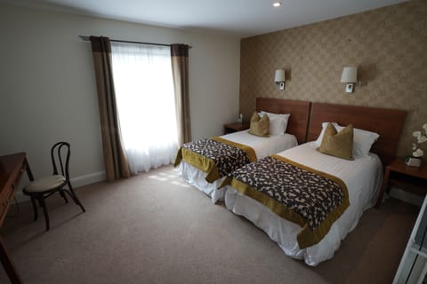 Blackout drapes, soundproofing, iron/ironing board, free WiFi