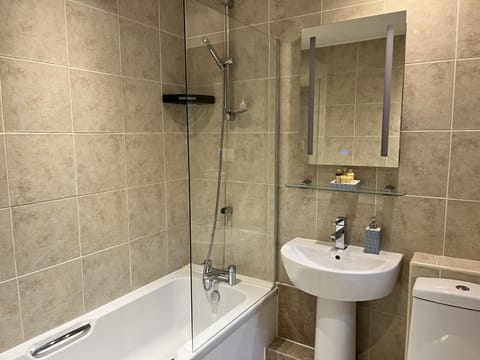 Suite, Ensuite | Bathroom