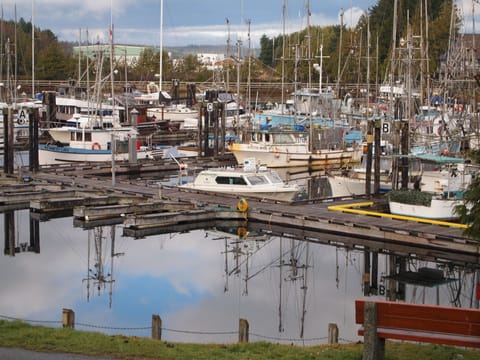 Classic Room, 2 Queen Beds, Kitchen, Harbor View | Marina