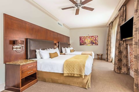 Grand Suite, 2 Queen Beds, Non Smoking (One-Bedroom) | Premium bedding, pillowtop beds, in-room safe, desk