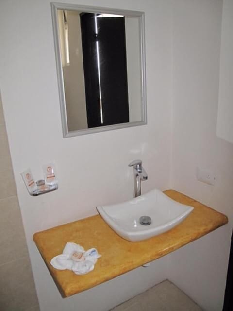 Free toiletries, towels