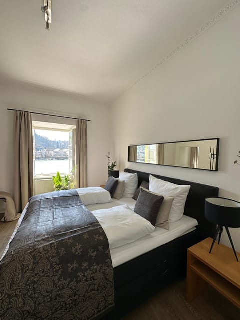Single Room | Hypo-allergenic bedding, minibar, individually decorated