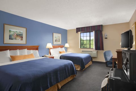 Studio Suite, Multiple Beds, Non Smoking | In-room safe, desk, blackout drapes, iron/ironing board