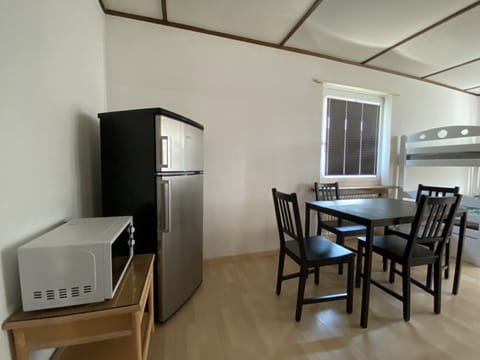 Basic Shared Dormitory | Free WiFi