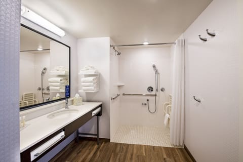 Room, 2 Queen Beds, Accessible, Non Smoking (Mobility & Hearing, Roll-In Shower) | Bathroom | Combined shower/tub, designer toiletries, hair dryer, towels