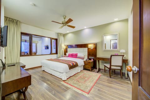 Presidential Suite, 1 Double Bed | Minibar, in-room safe, individually decorated, individually furnished