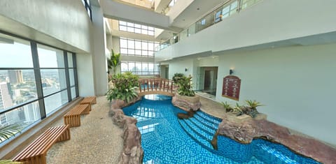 2 indoor pools