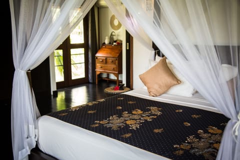 Villa Ingfah | Premium bedding, minibar, in-room safe, individually decorated