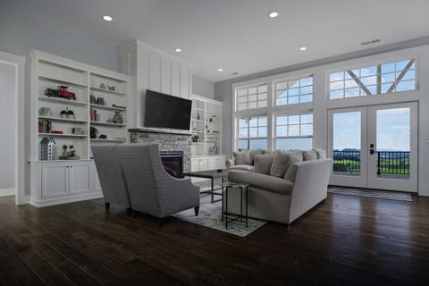 Welcome to The Gables at Quandary Vineyards. We hope to host you at this lovely Willamette Valley rental. Please reach out with any questions.