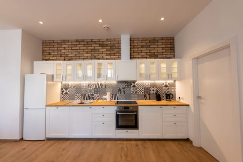 Apartment | Private kitchen | Fridge, microwave, oven, stovetop