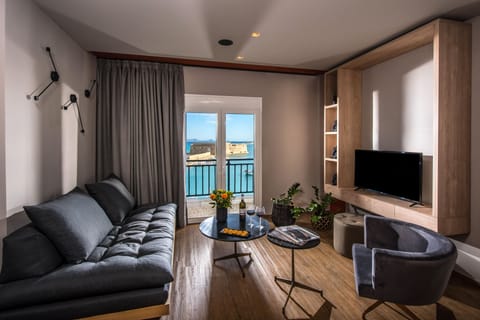 Relax and enjoy the view
Smart TV available and steady WIFI