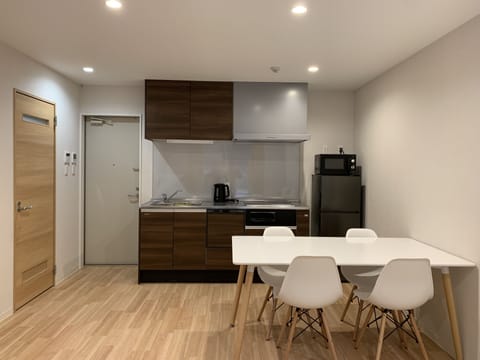 1 Bedroom Apartment | In-room dining