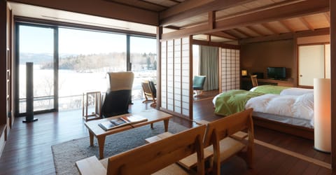 UMI no ZA - Deluxe Suite with private hot spring (Lake View) | Premium bedding, free minibar, in-room safe, individually decorated