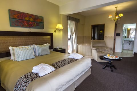 Premium Suite, Non Smoking | Premium bedding, minibar, in-room safe, desk