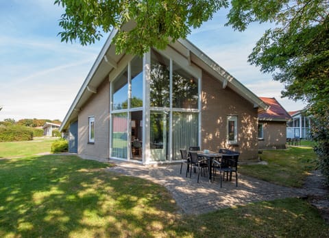 House | Outdoor dining