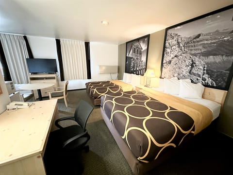 Standard Room, Non Smoking (3 Queen Beds) | Desk, blackout drapes, free WiFi, bed sheets