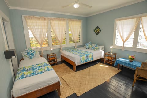 Traditional Room, Shared Bathroom | In-room safe, individually decorated, individually furnished