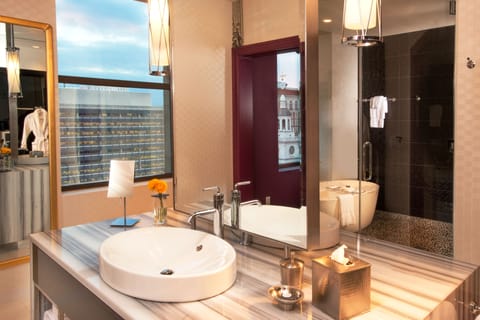 Suite, 1 King Bed (Majestic Suite) | Bathroom | Designer toiletries, hair dryer, bathrobes, towels