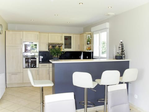 Furniture, Room, Property, White, Interior Design, Kitchen, Cabinetry, Building, Countertop, House