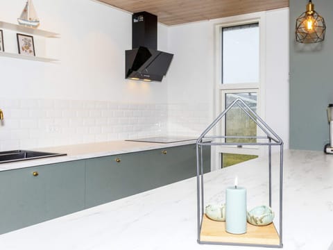 House | Private kitchen | Highchair