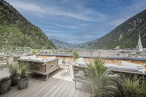 Deluxe Apartment (5, incl. cleaning fee 160 EUR) | Mountain view